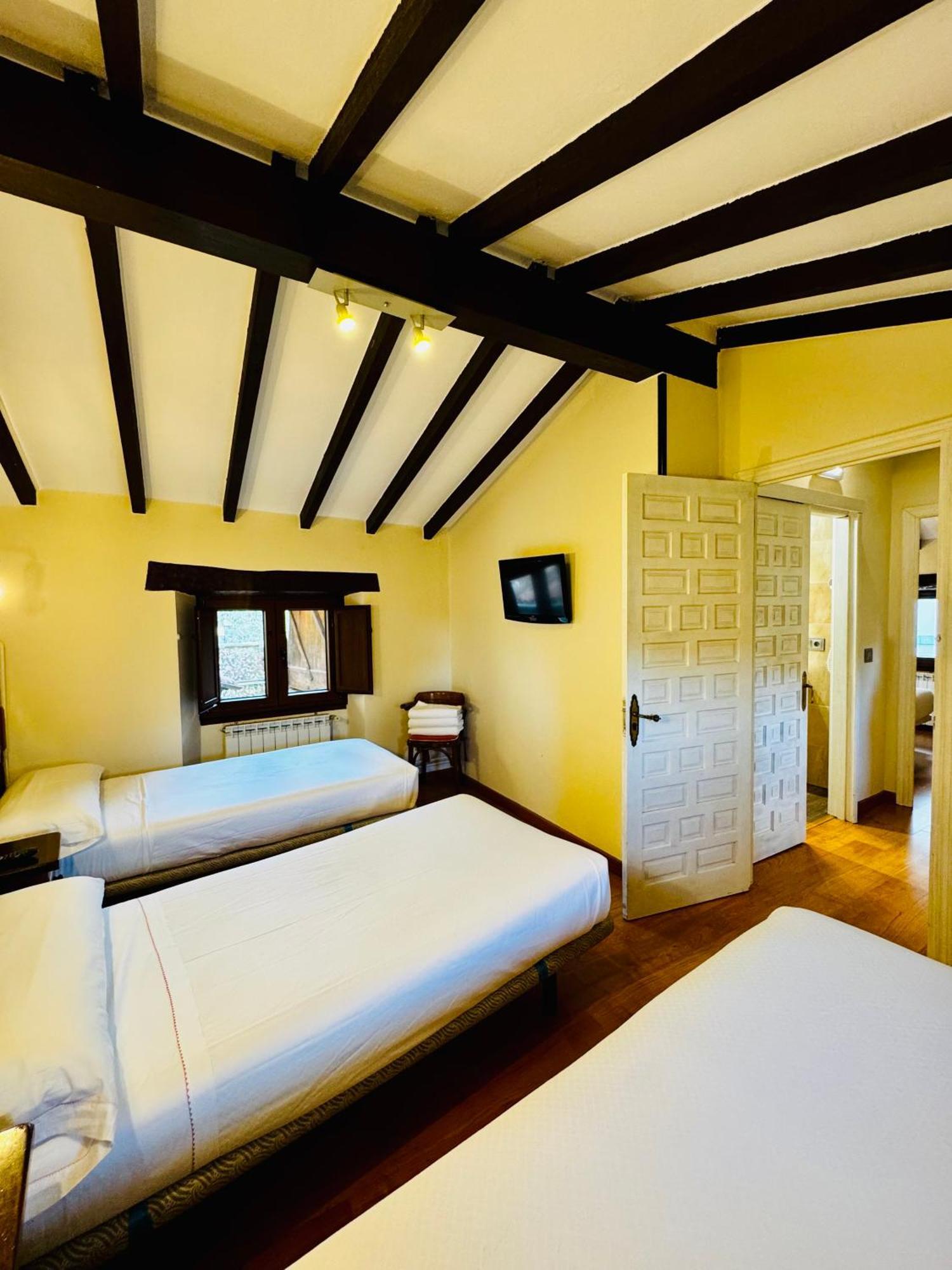 La Casina De La Arquera Villa Llanes Luaran gambar