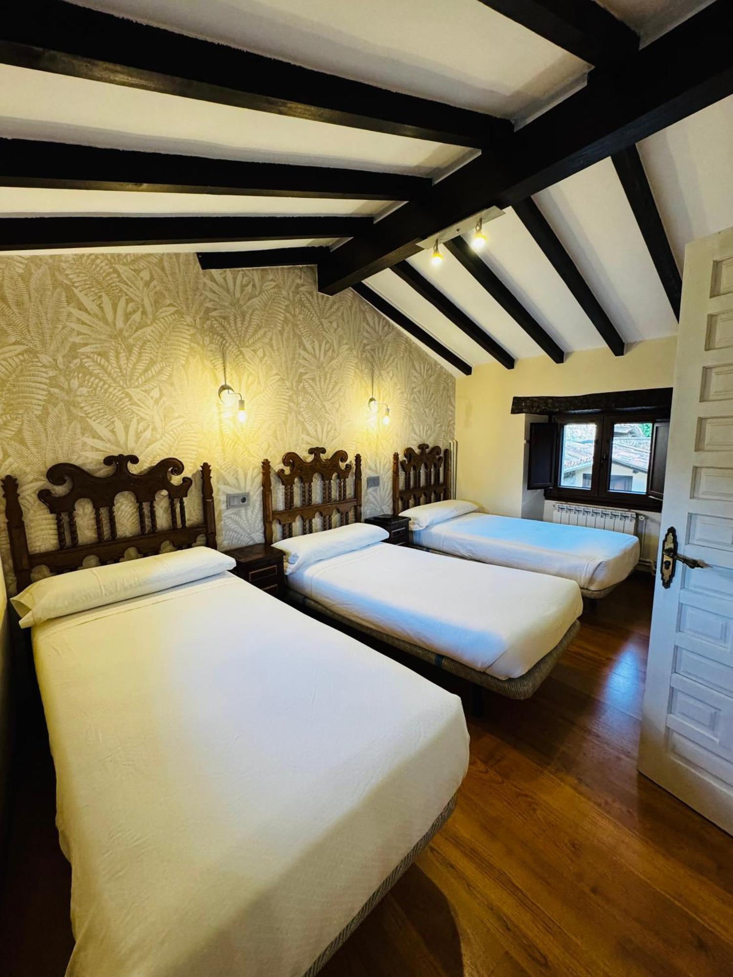 La Casina De La Arquera Villa Llanes Luaran gambar